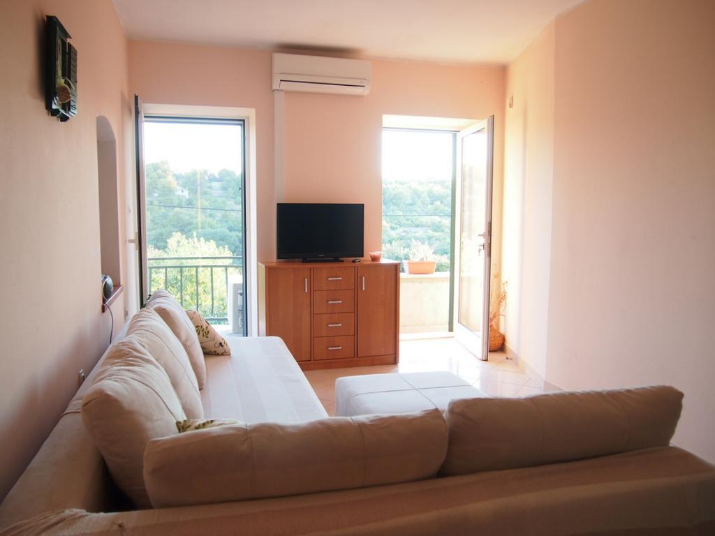Holiday Home Oliva ビリセ エクステリア 写真